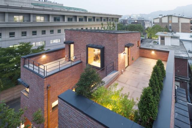 別墅花園設(shè)計(jì)：又見(jiàn)最美紅磚別墅title=別墅花園設(shè)計(jì)：又見(jiàn)最美紅磚別墅